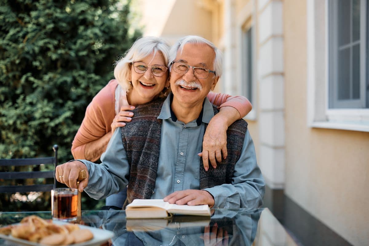 Featured image for Can Wearing Full Dentures Change My Sense of Taste or Texture?