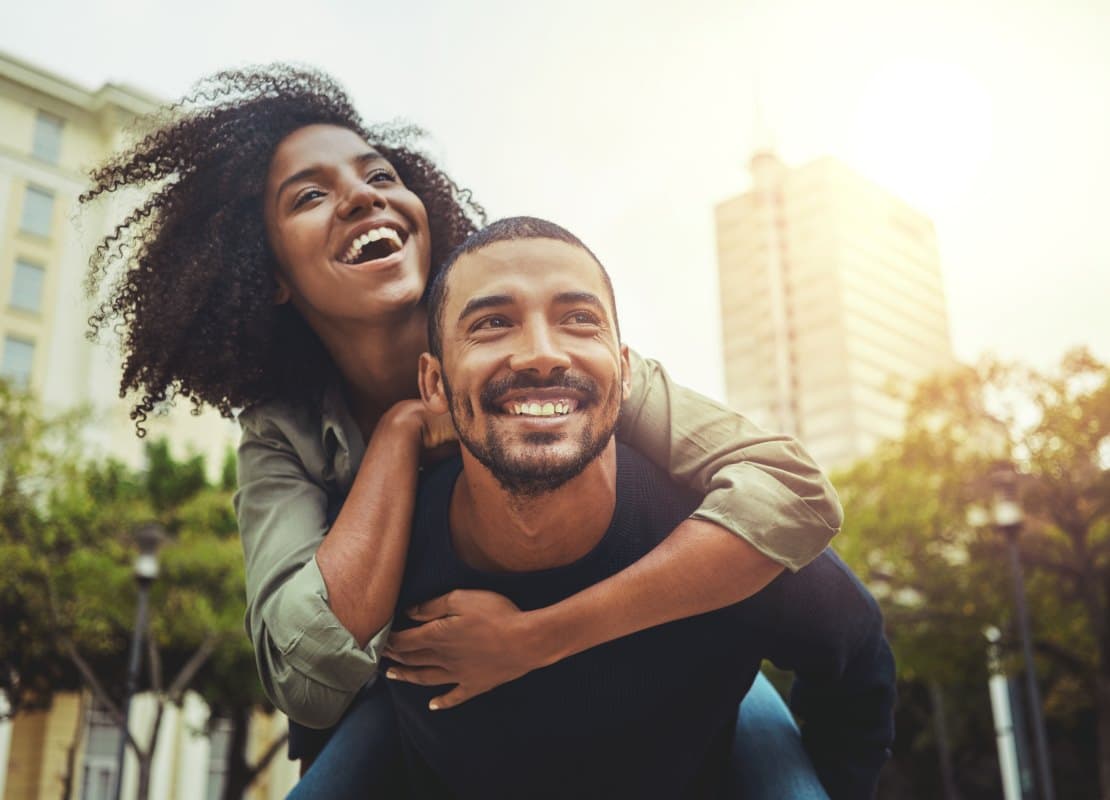Featured image for Can I wear a sports mouthguard over my porcelain veneers or bonding?