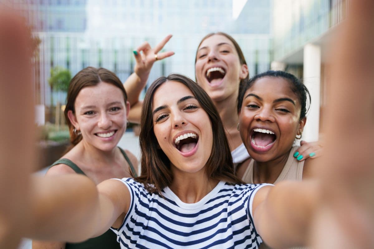 Featured image for Why does my morning tea or coffee stain my bonding more than my natural teeth?