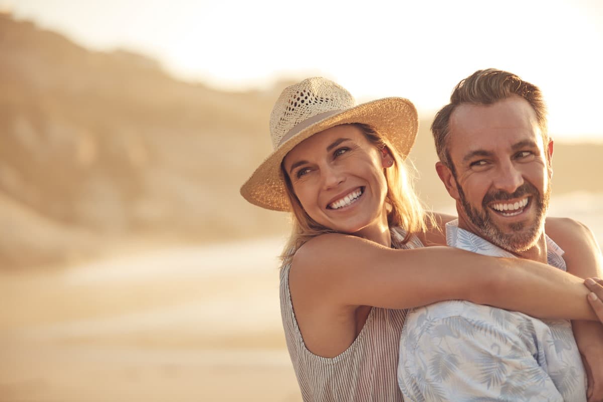Featured image for Can a Dentist Put a Tooth-Coloured Crown Over a Back Molar That Has Cracked?