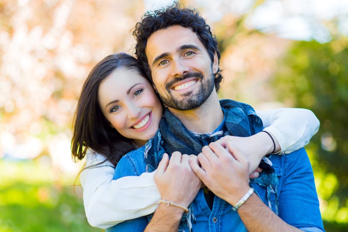Featured image for Can I Use Clear Plastic Whitening Strips If I Have Composite Bonding on My Front Teeth?