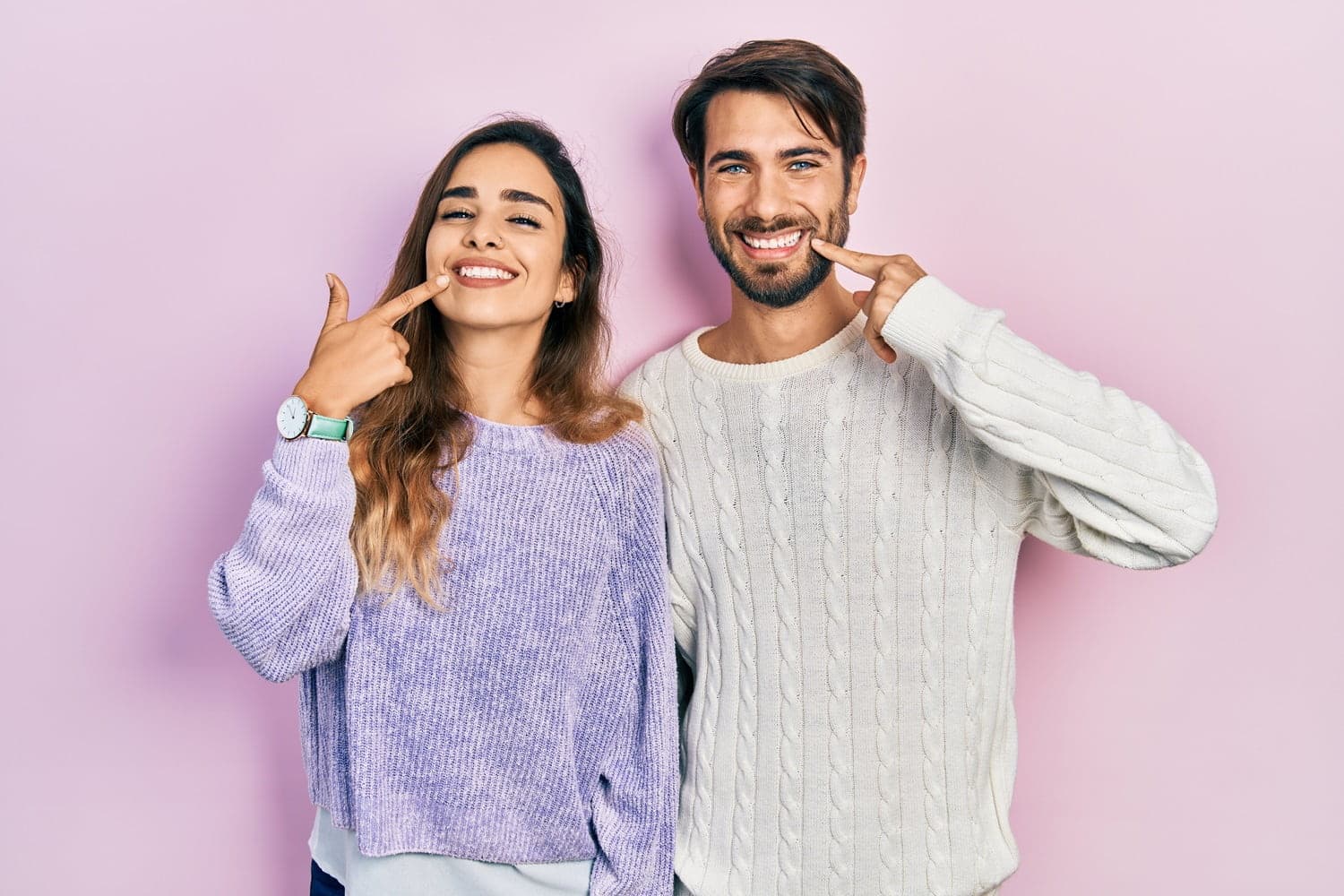 Featured image for Can Clear Aligners Fix a Smile If Only One Single Tooth Is Sticking Out at the Front?