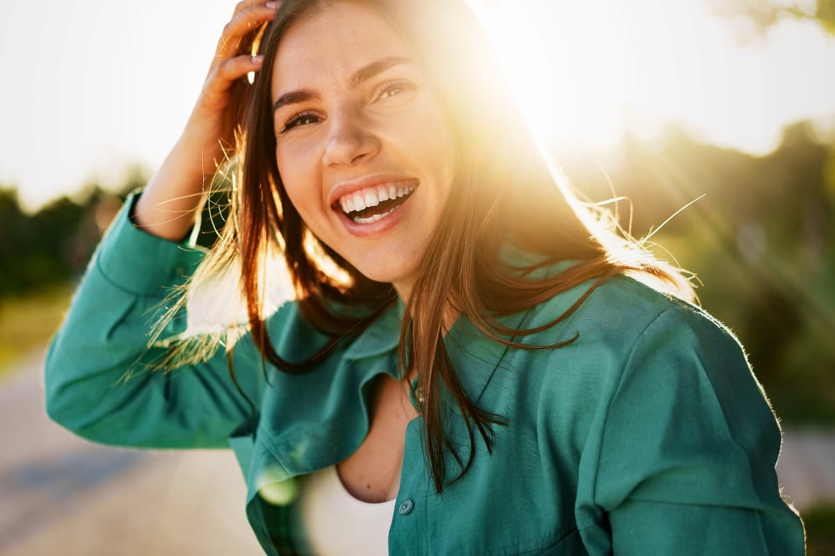 Featured image for Can a Dentist Use Composite Bonding to Cover Up a Patch of Naturally Patchy Enamel Colour?